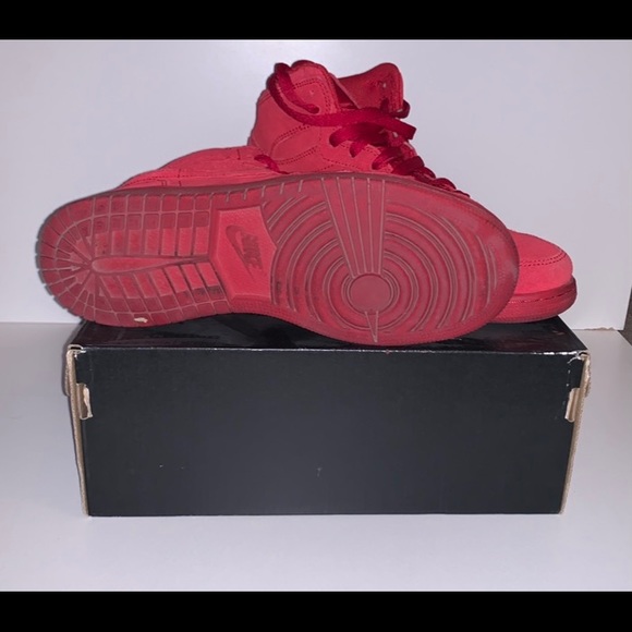 Jordan Retros - Picture 2 of 2